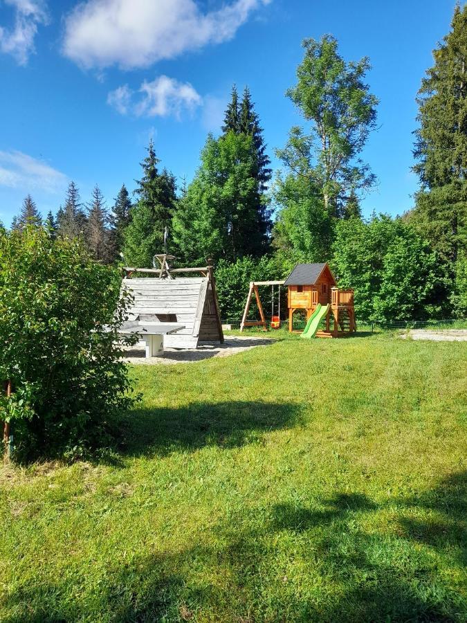 Camping-Chalets La Faviere Lac des Rouges Truites Exteriér fotografie