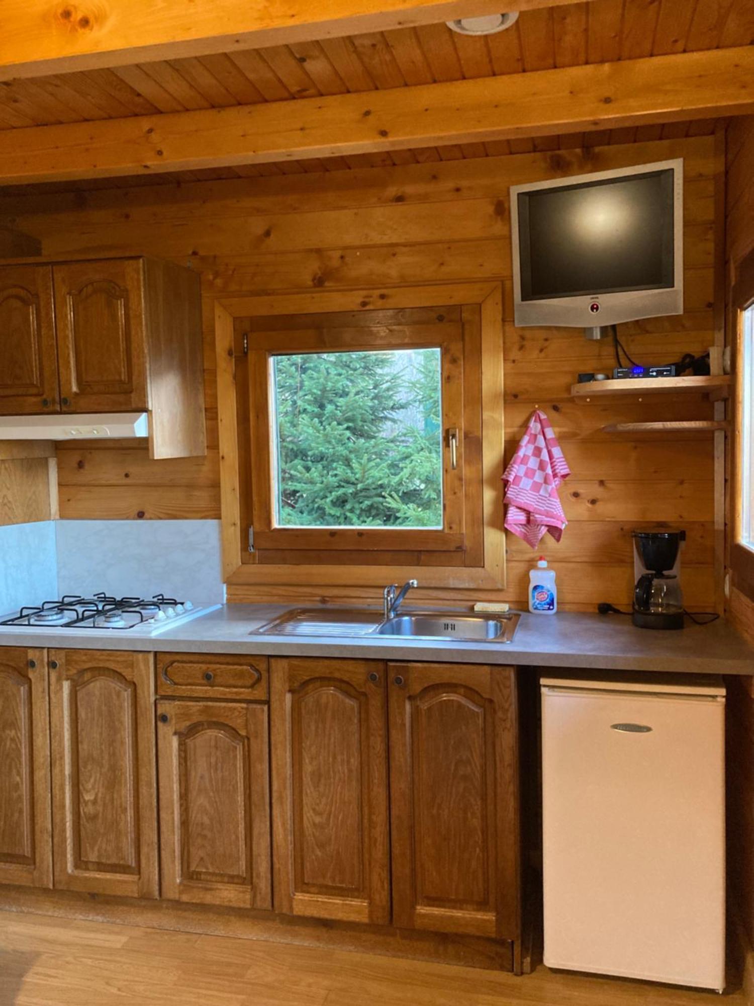 Camping-Chalets La Faviere Lac des Rouges Truites Exteriér fotografie