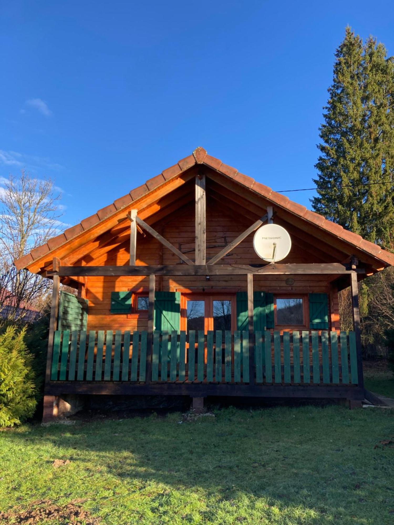 Camping-Chalets La Faviere Lac des Rouges Truites Exteriér fotografie