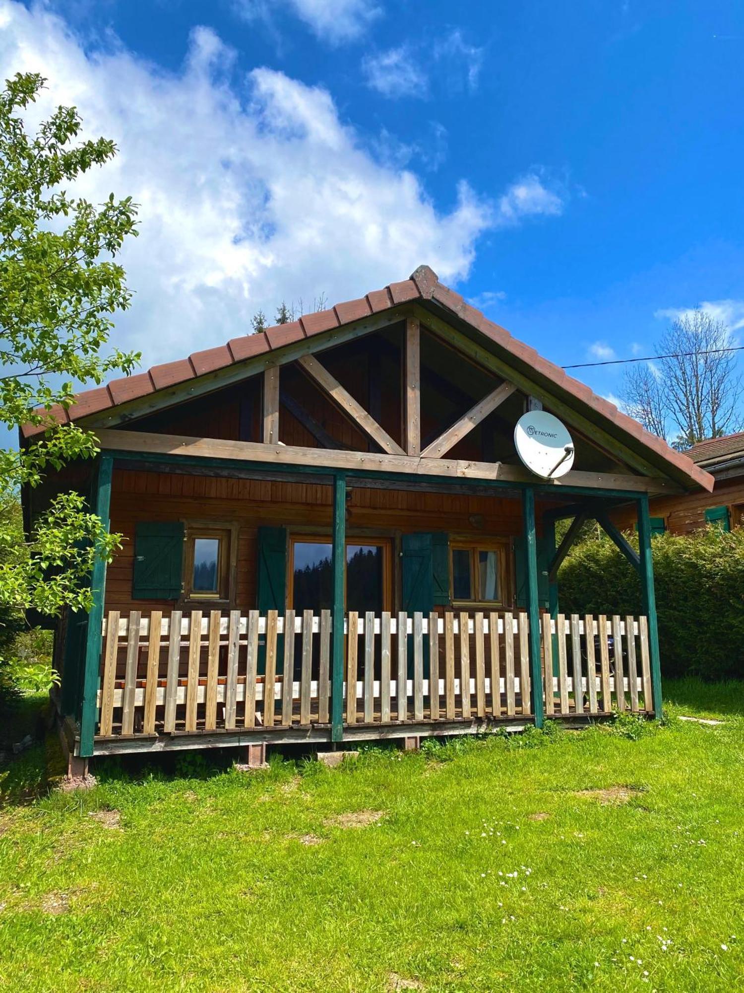Camping-Chalets La Faviere Lac des Rouges Truites Exteriér fotografie